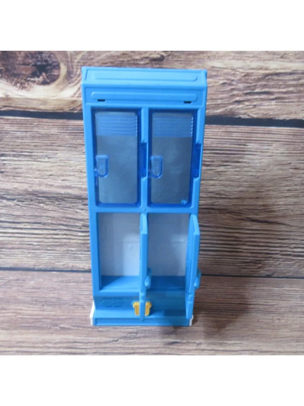 DC Comics Super Hero Girls Blue Lockers with Sound 11